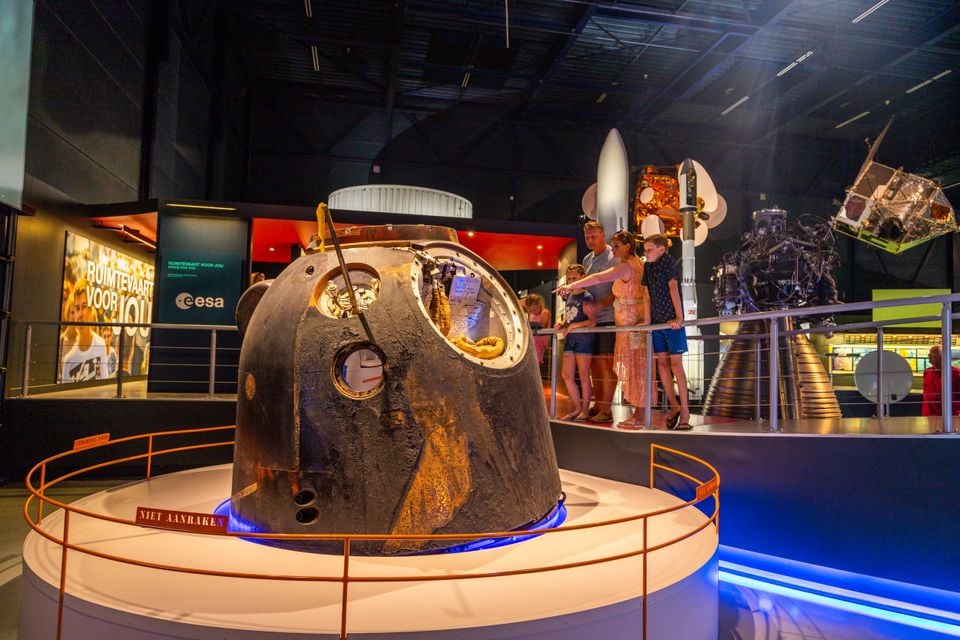 Capsule landing